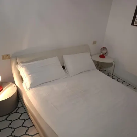 Little Nest Via Giulia Apartamento *